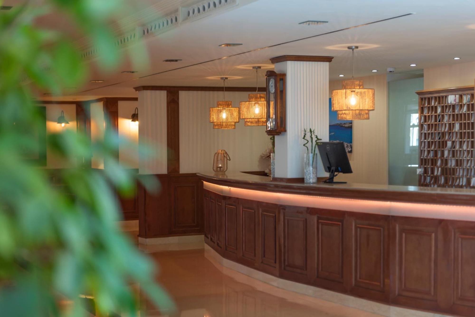 Hotel Valentin Star Menorca Ciutadella  Exterior foto