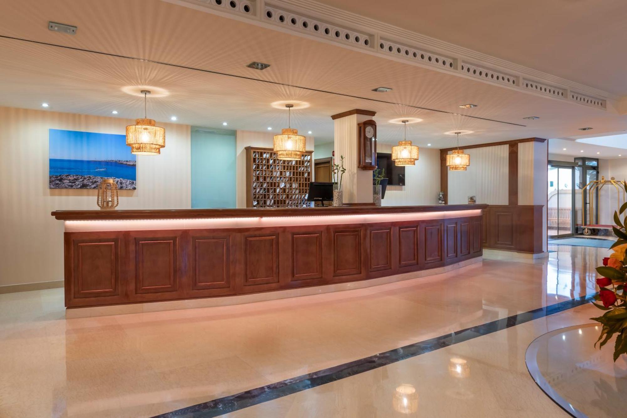Hotel Valentin Star Menorca Ciutadella  Exterior foto